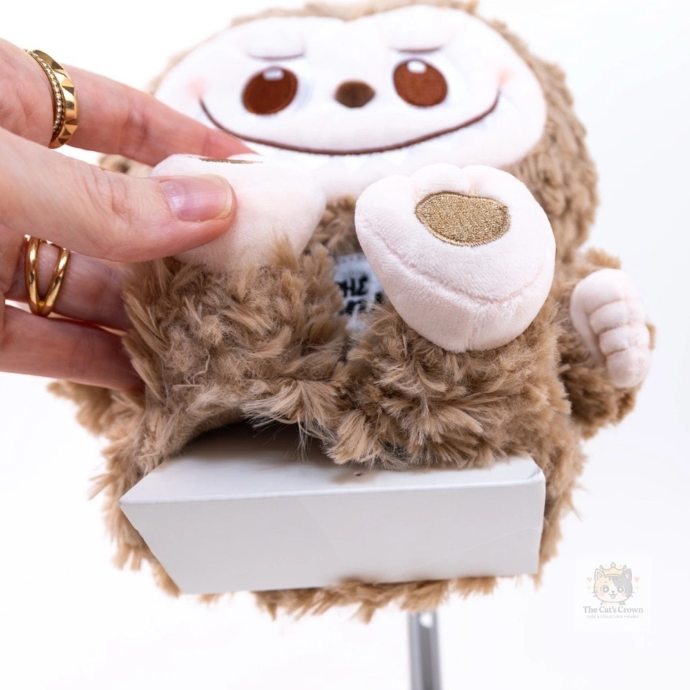 POP MART POP LAND LABUBU              Hand Puppet - Picture 8 of 9